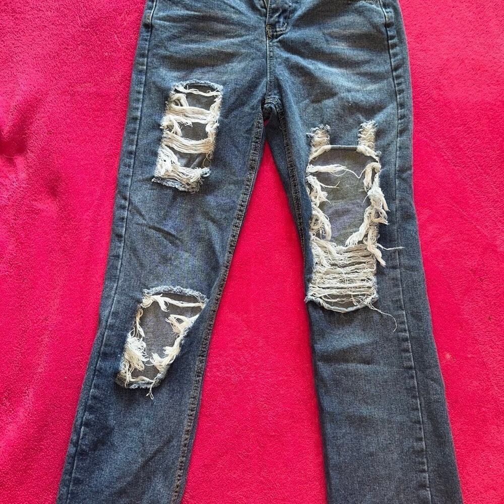 Ripped Straight Leg Baggy Jeans